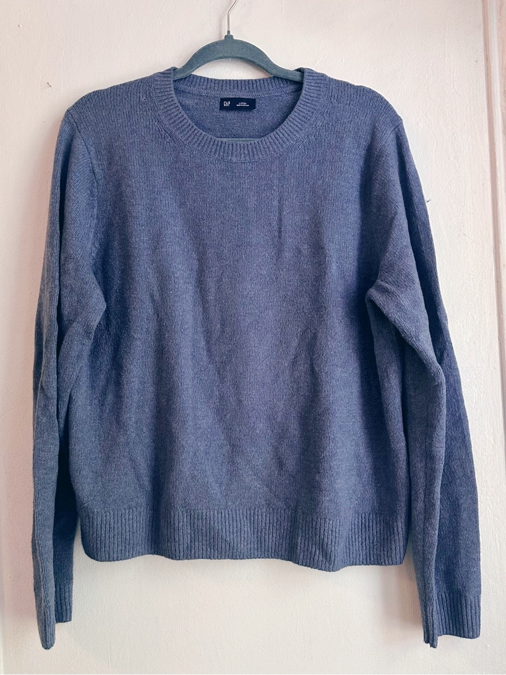 GAP women’s Crewneck Sweater in Slate Blue size large cozy warm autumn layering